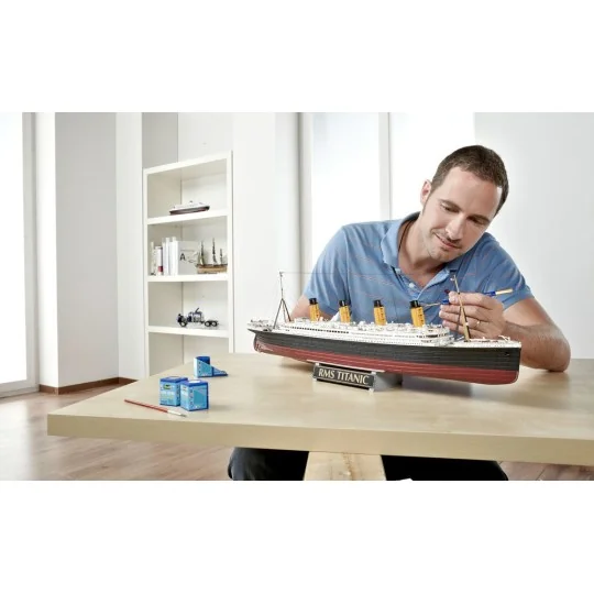 Geschenkset "100 Jahre Titanic, 1/400 - Revell 05715
