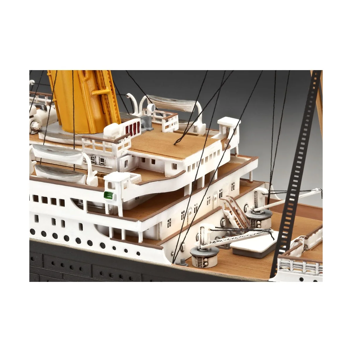Geschenkset "100 Jahre Titanic, 1/400 - Revell 05715