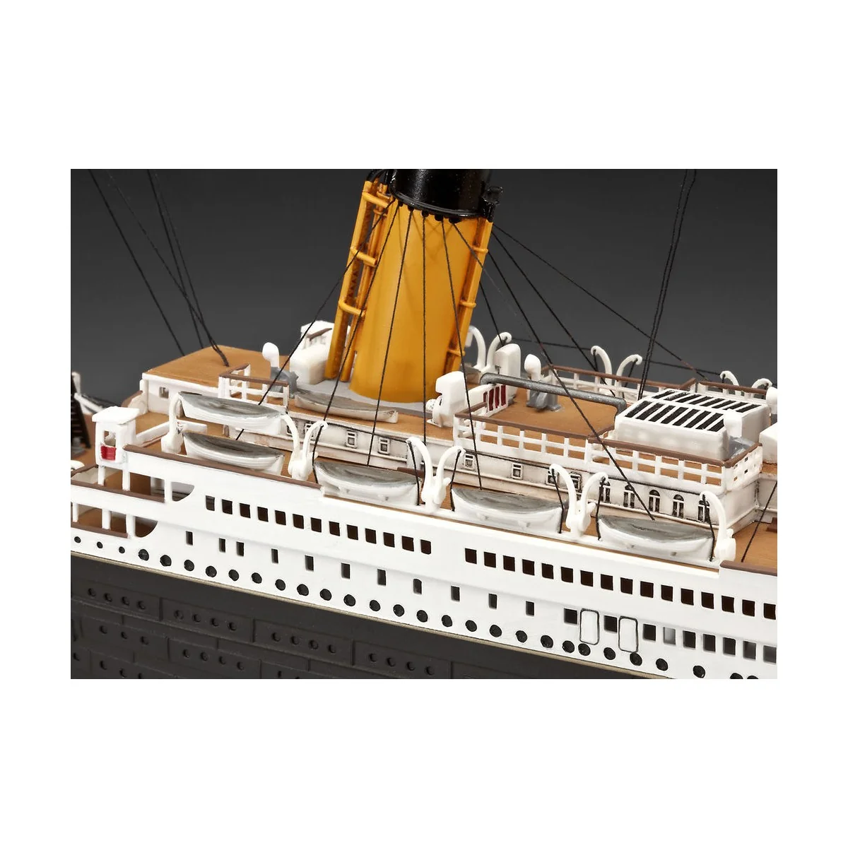 Geschenkset "100 Jahre Titanic, 1/400 - Revell 05715