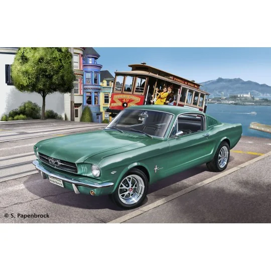 1965 Ford Mustang 2+2 Fastback, 1/24 - Revell 07065