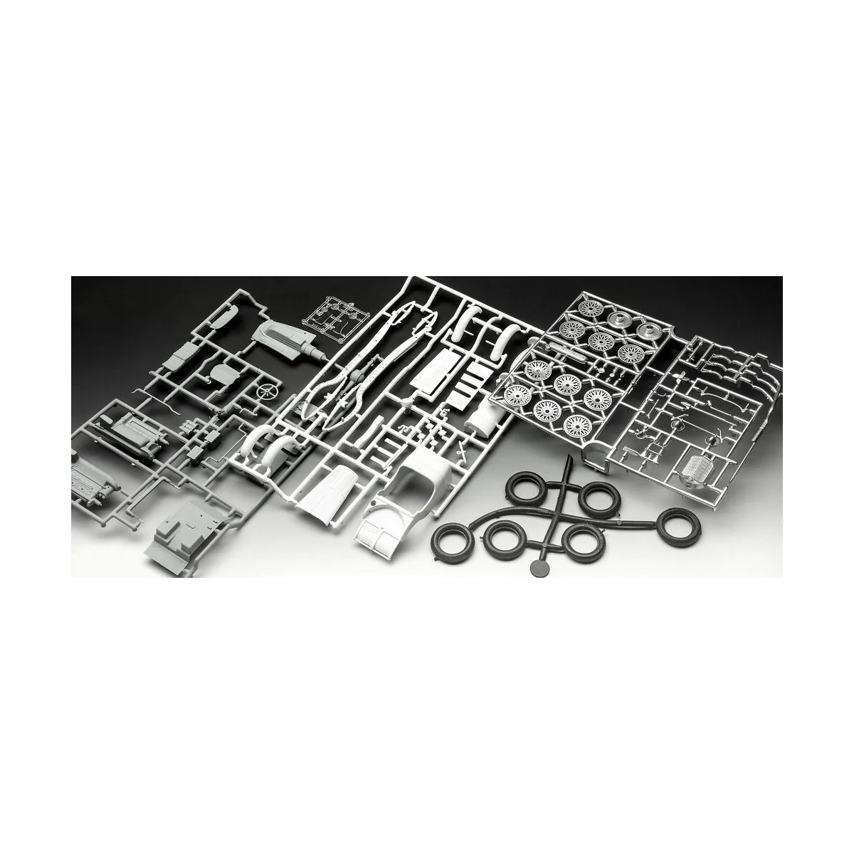 Mercedes-Benz SSKL, 1/32 - Revell 07737