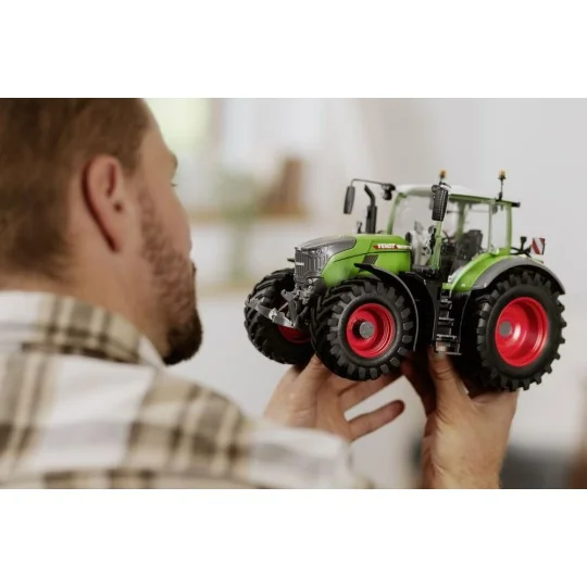 Fendt 728 Vario, 1/20 - Revell 07827