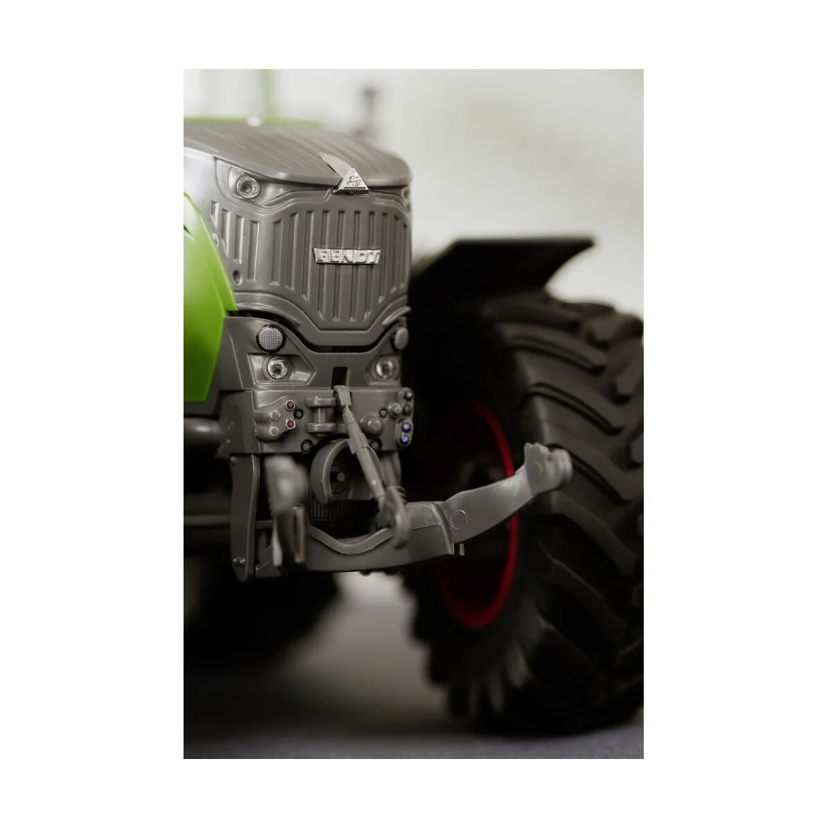 Fendt 728 Vario, 1/20 - Revell 07827