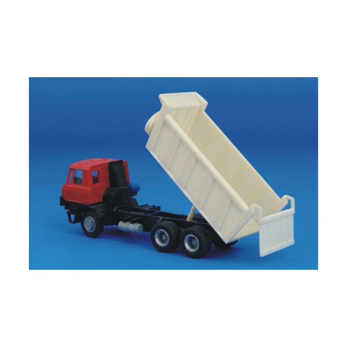 Cargo body 14cub m-TATRA 815 dump truck, 1/87 - Hauler HLR87126