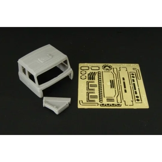 T-815 Terrno -CABINE mid, 1/87 - Hauler HLR87131