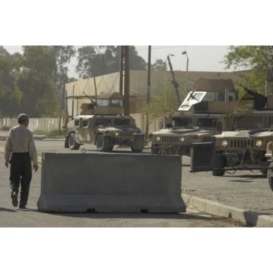 Modern concrete road barriers, 1/87 - Hauler HLR87136