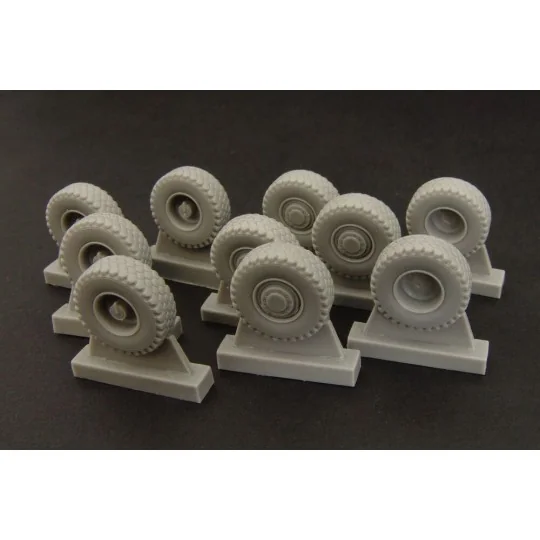 T-815-2 ARMAX baloon wheels, 1/87 - Hauler HLR87139