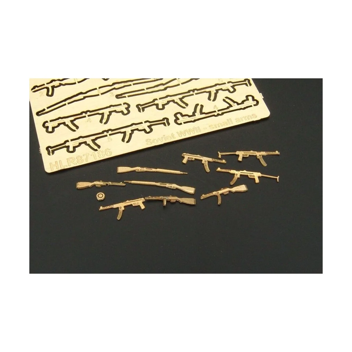 Soviet small arms WWII, 1/87 - Hauler HLR87186