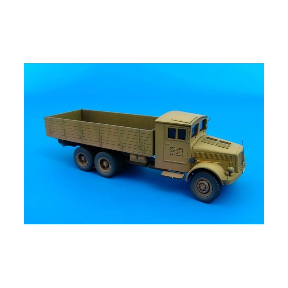 TATRA T111 einheintsfahrerhaus, 1/87 - Hauler HLR87118