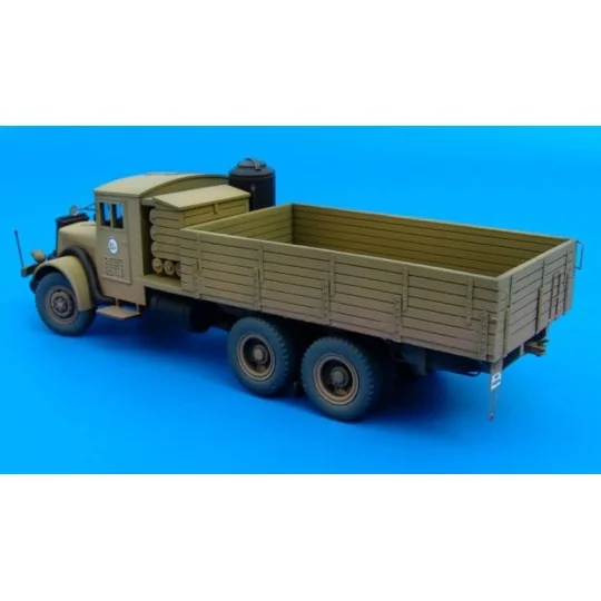 TATRA typ 8000H Holzgas, 1/87 - Hauler HLR87119