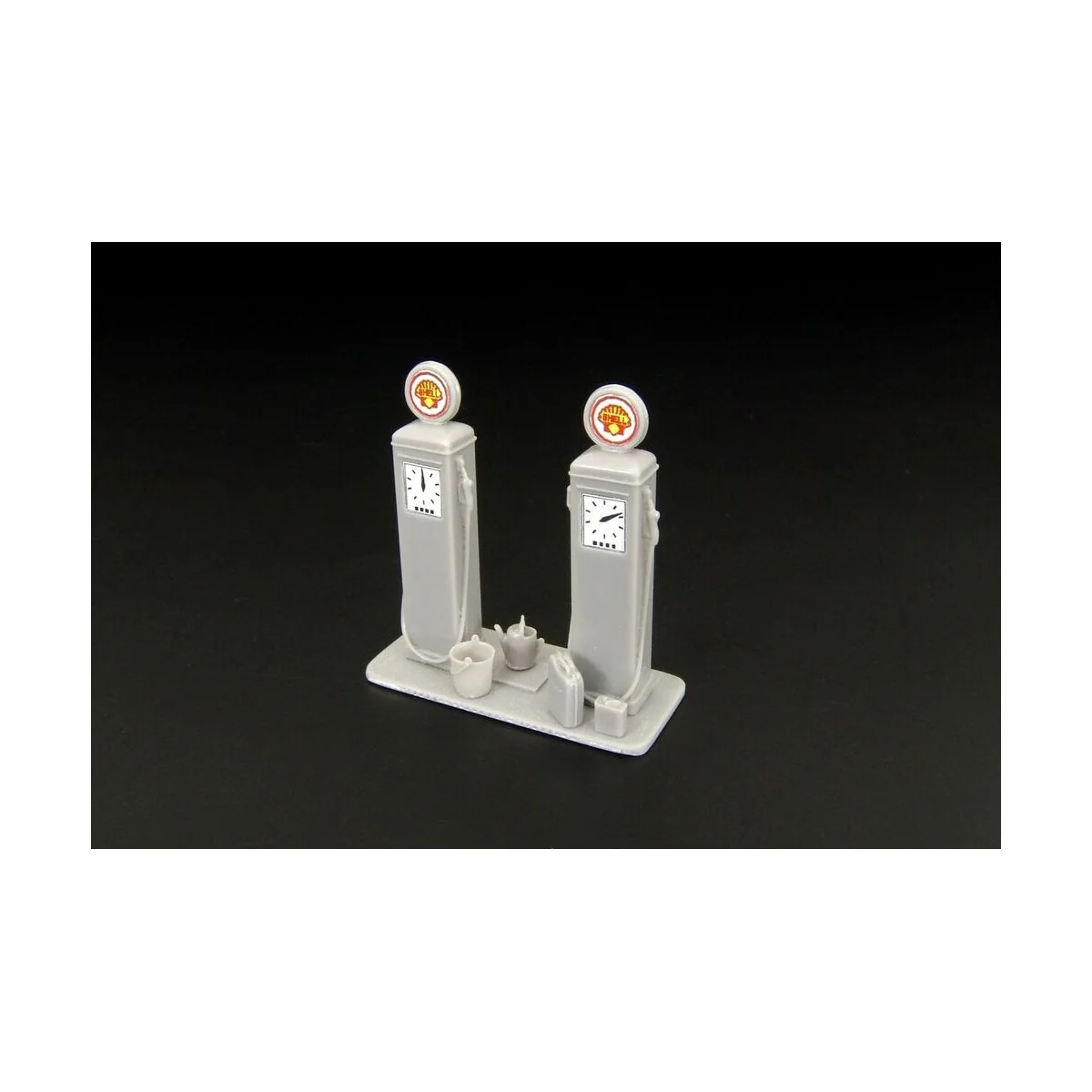 Petrol pump y 1925-50, 1/87 - Hauler HLR87162