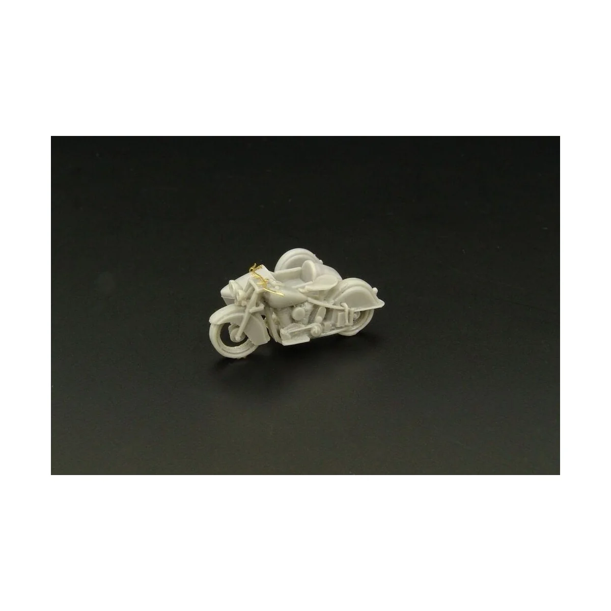 Indian CHIEF with sidecar 1940-53, 1/87 - Hauler HLR87188