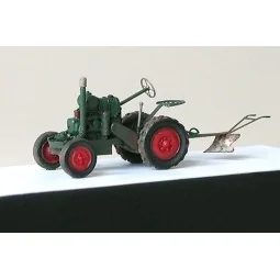 Tractor Svoboda with plow year1937, 1/120 - Hauler HTT120057