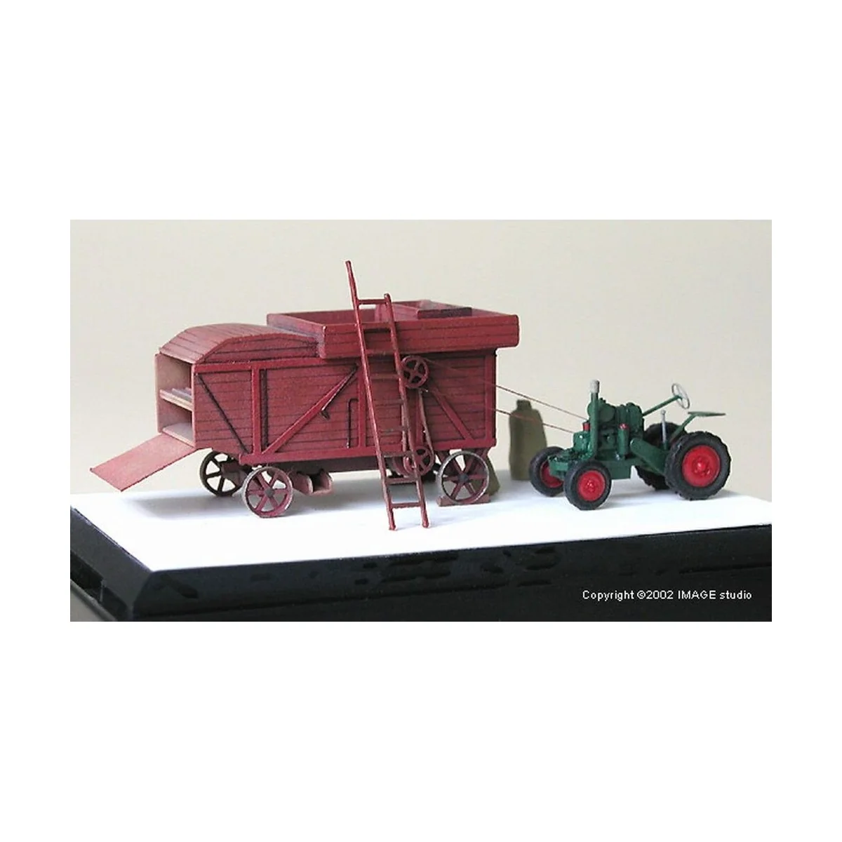 Threshing-machine 1937 with Svoboda tractor, 1/120 - Hauler HTT120060
