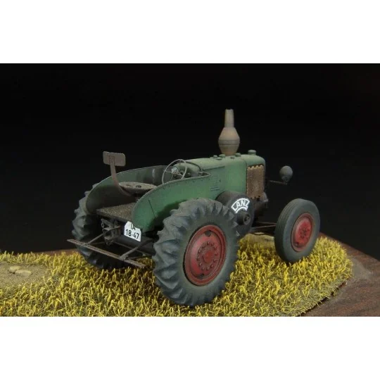 Lanz Bulldog 30HP, 1/72 - Hauler HLP72018