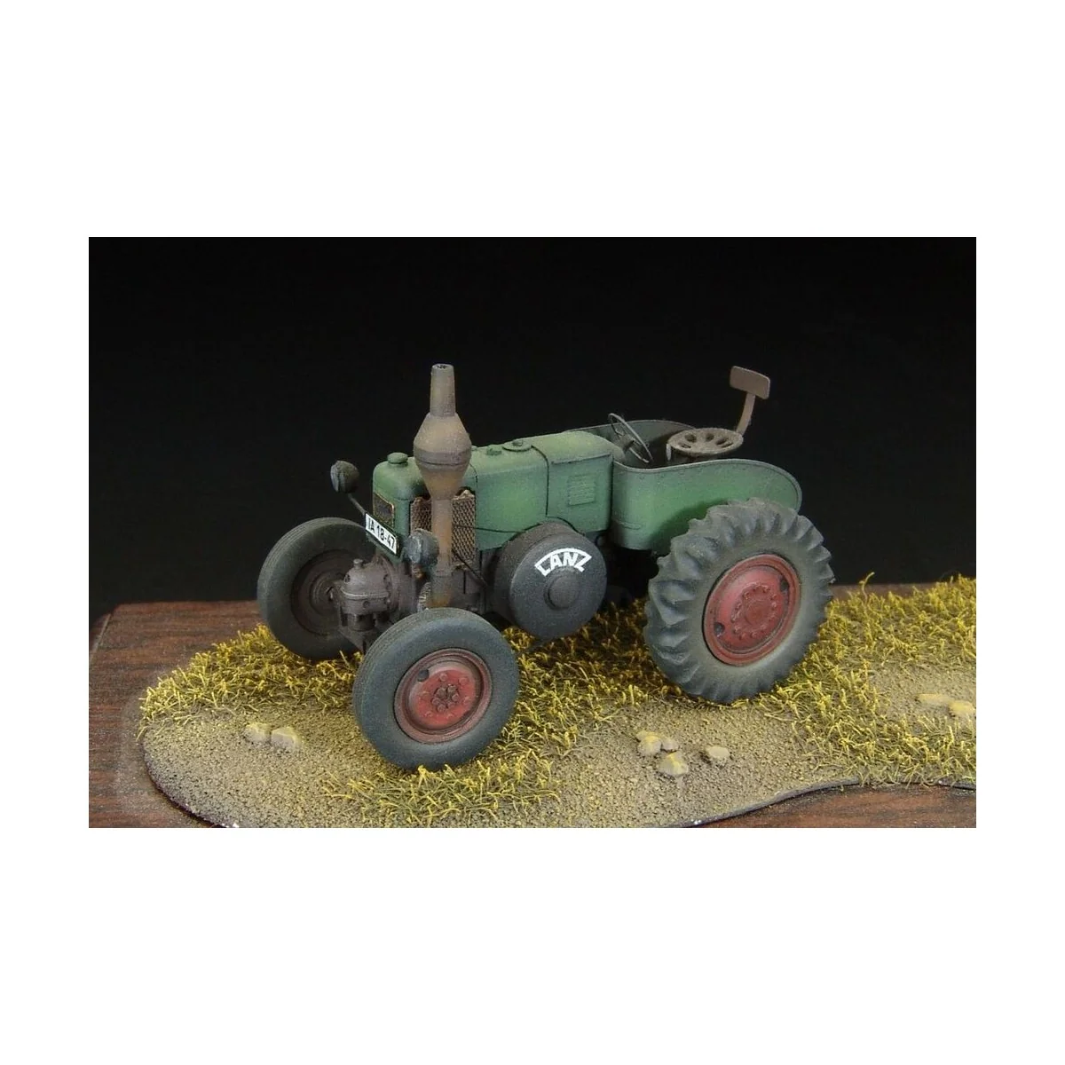 Lanz Bulldog 30HP, 1/72 - Hauler HLP72018
