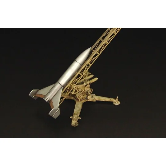 F-55 FEUERLILIE with launching ramp, 1/72 - Hauler HLP72025