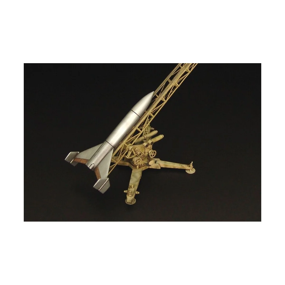 F-55 FEUERLILIE with launching ramp, 1/72 - Hauler HLP72025