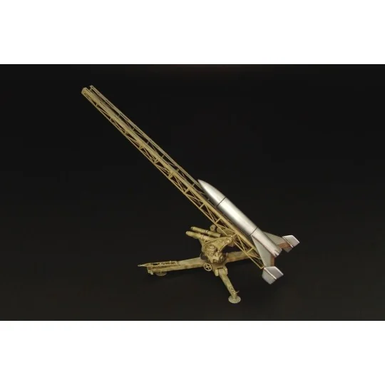 F-55 FEUERLILIE with launching ramp, 1/72 - Hauler HLP72025