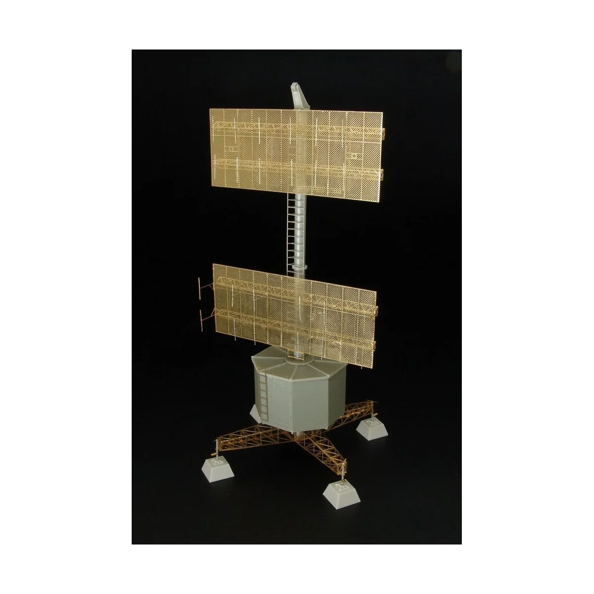 FREYA-LZ A (FuMG-401) German radar, 1/72 - Hauler HLP72030