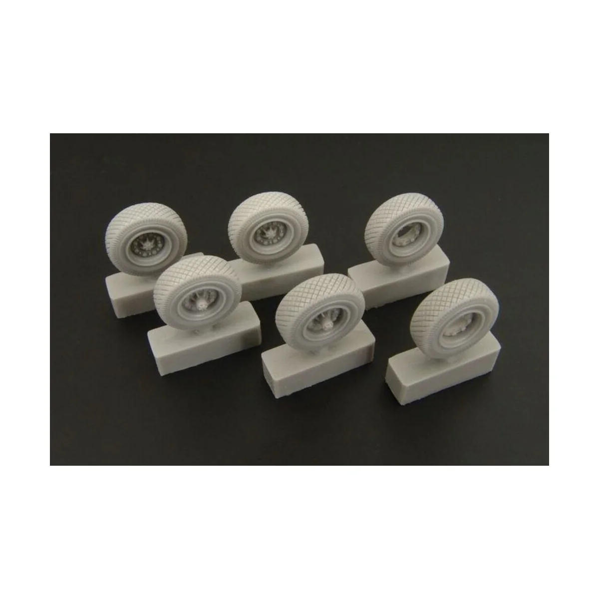 Chevrolet wheels, 1/72 - Hauler HLH72016