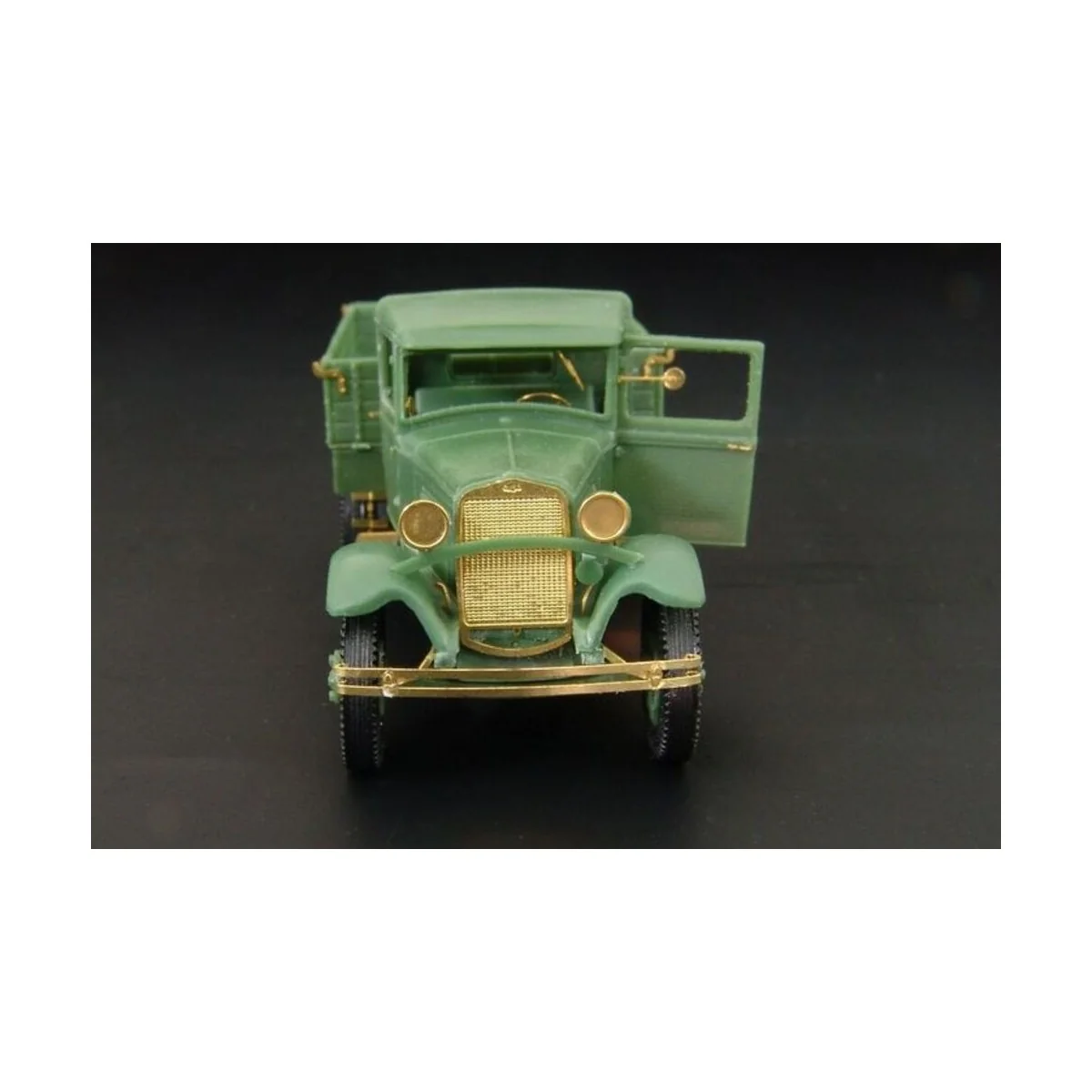 GAZ AAA (UM models), 1/72 - Hauler HLH72014