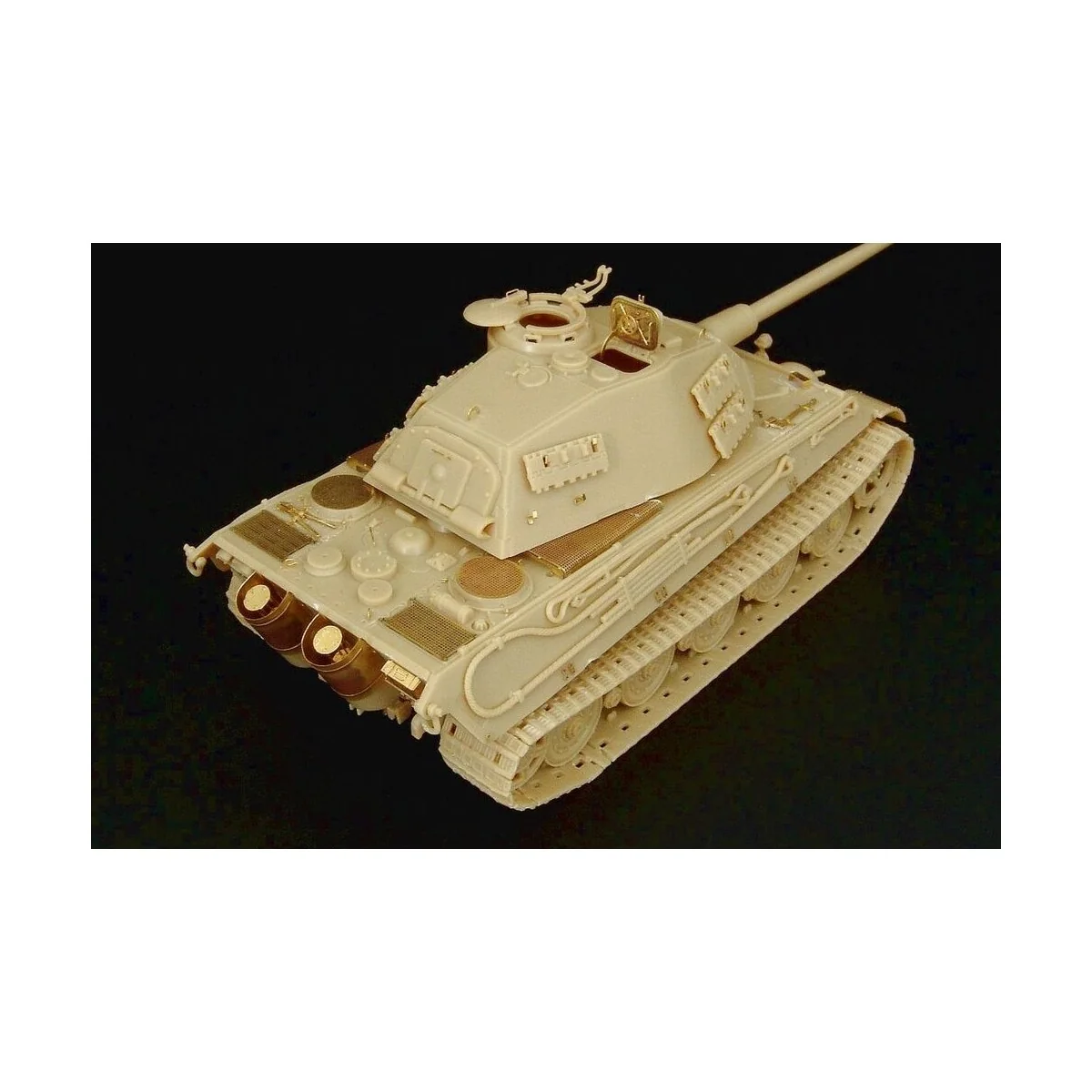 Tiger II Ausf B Königstiger“ (Revell kit), 1/72 - Hauler HLH72054