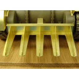 Rhinoceros hedgerow cutter, 1/48 - Hauler HLX48027 2