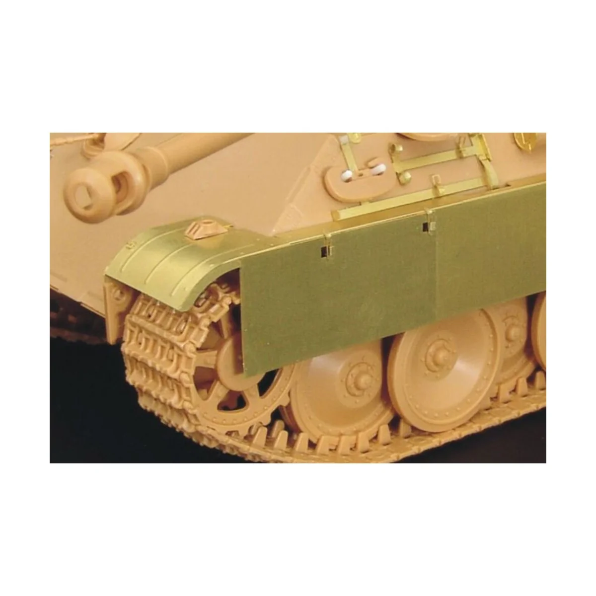 PANTHER-JAGDPANTHER ausf G Schurzen, 1/48 - Hauler HLX48068