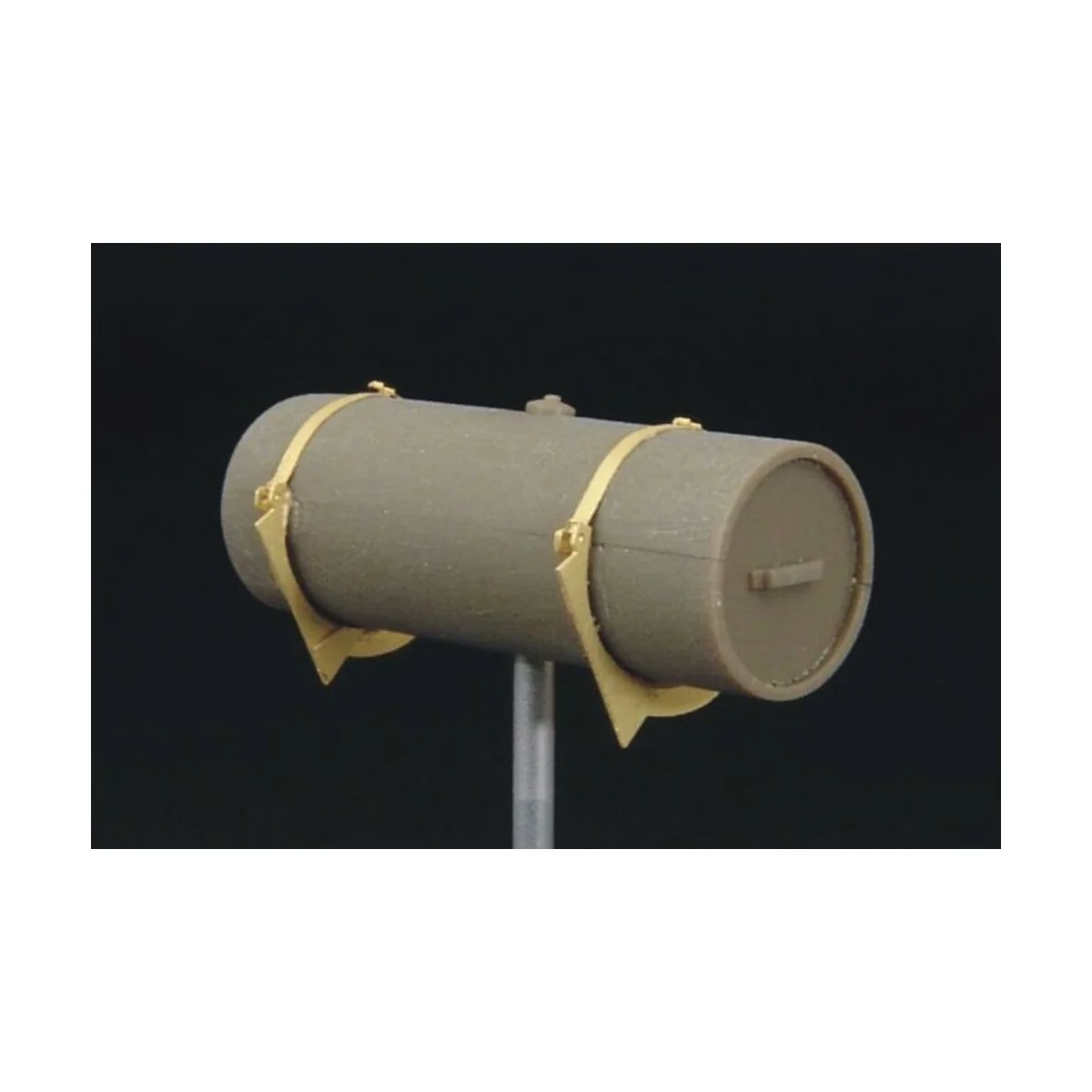 HOLDERS for SU-122&T-34 fuel tanks, 1/48 - Hauler HLX48084