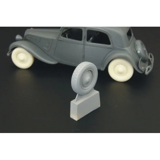 CITROEN 11CV wheels set, 1/48 - Hauler HLX48099