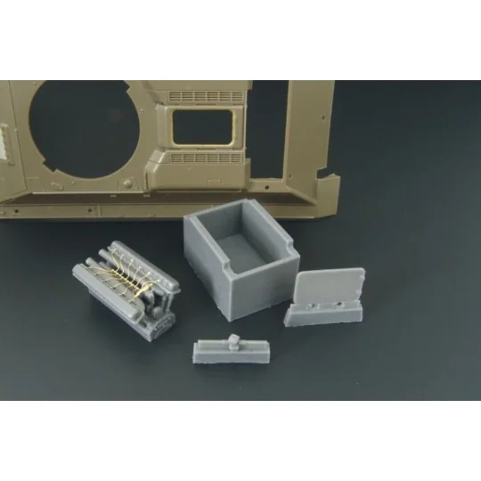 T-34- SU-122 engine set, 1/48 - Hauler HLX48115