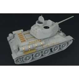 T-34-85 1944 Flattened Turret, 1/48 - Hauler HLX48151 2