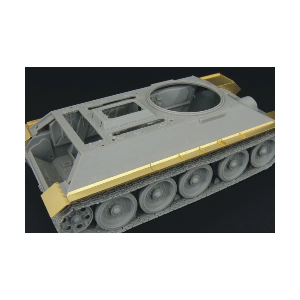 T-34-85 FENDERS, 1/48 - Hauler HLX48154