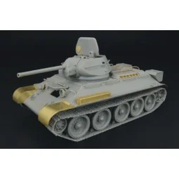 T-34-76 1942 Factory No 112, 1/48 - Hauler HLX48157