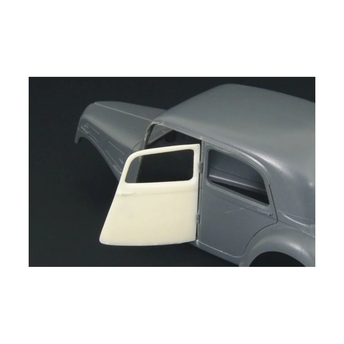 DOOR for Citroen CV 11, 1/48 - Hauler HLX48159