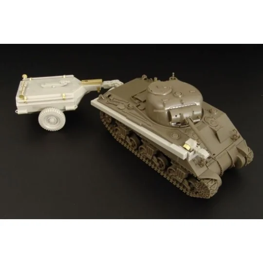 Crocodile M4 Sherman, 1/48 - Hauler HLX48166