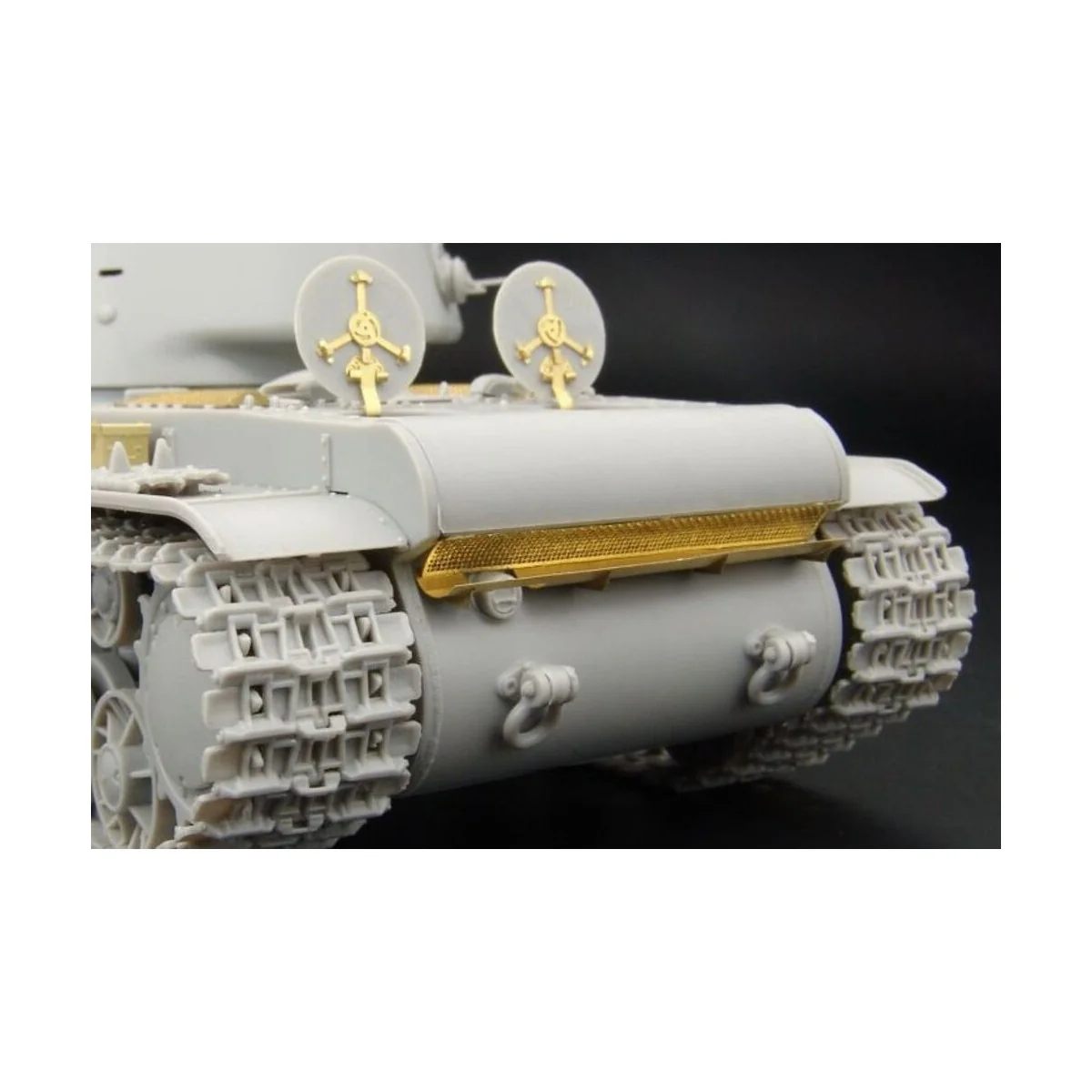 KV-1 model 1942 (Hobbyboss), 1/48 - Hauler HLX48189