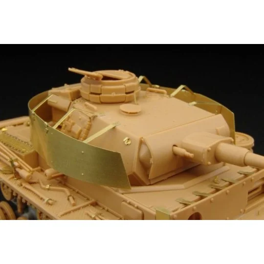 Pz III TURRET SCHURZEN, 1/48 - Hauler HLX48200