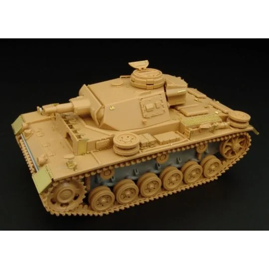 Pz III ausf N, 1/48 - Hauler HLX48202