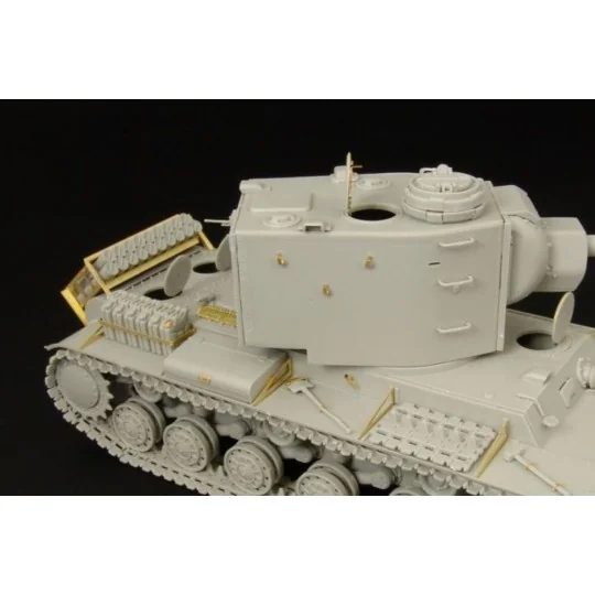 Pz Kpfw 754( r ) KV-2 HobbyBoss, 1/48 - Hauler HLX48234