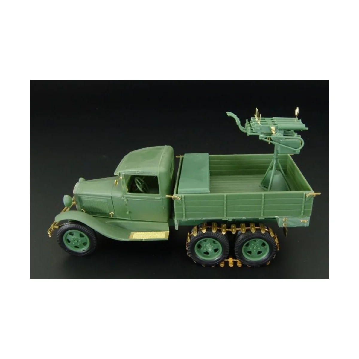 GAZ-AAA with Quadruple MAXIM AA gun, 1/48 - Hauler HLX48291