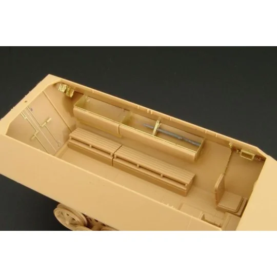 Sd Kfz 251-1 ausf D INTERIER (TAM), 1/48 - Hauler HLX48296