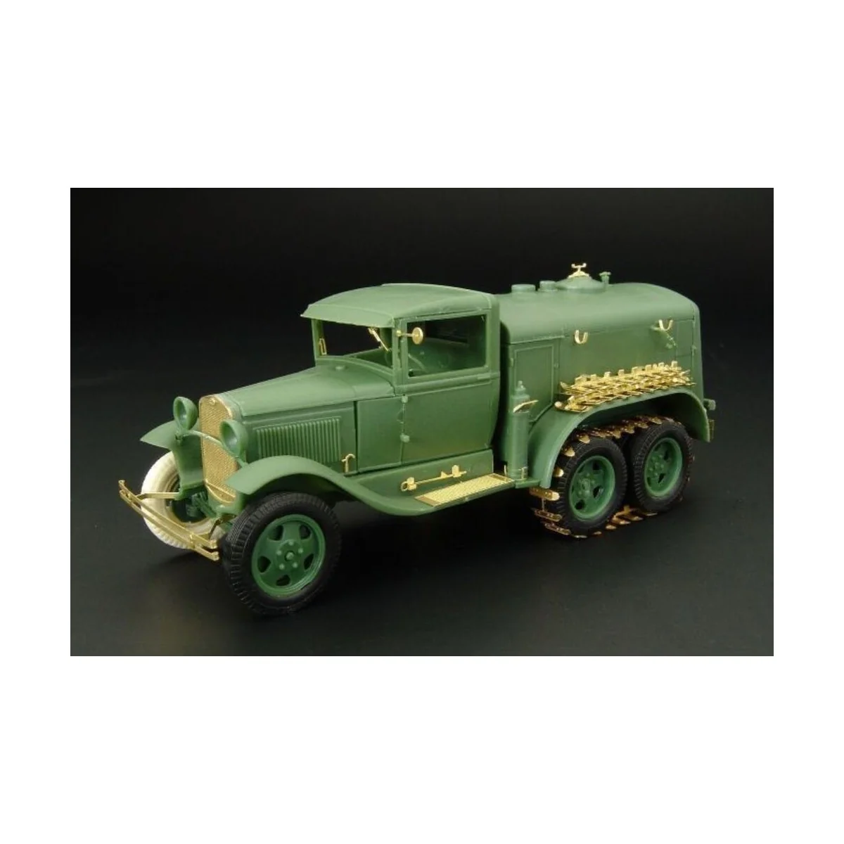 BZ-38 Refueller (GAZ-AAA), 1/48 - Hauler HLX48294