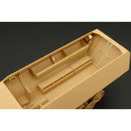 Sd Kfz 251-1 ausf D INTERIER (TAM), 1/48 - Hauler HLX48296