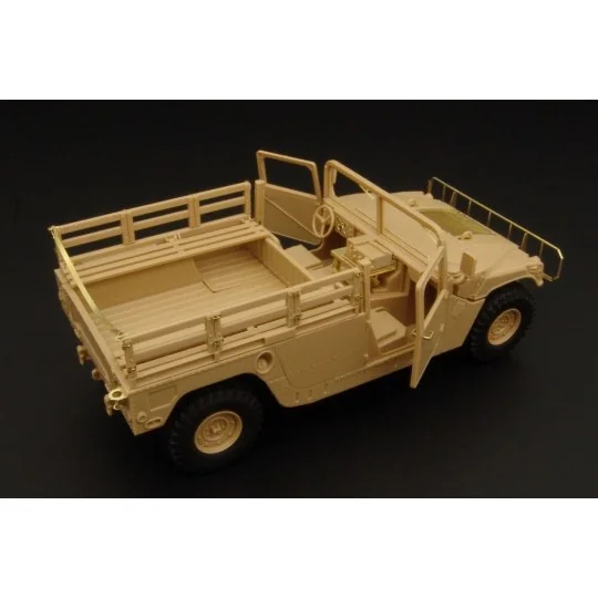 HMMWVE M1038 (hummer) CARGO TYPE, 1/48 - Hauler HLX48298