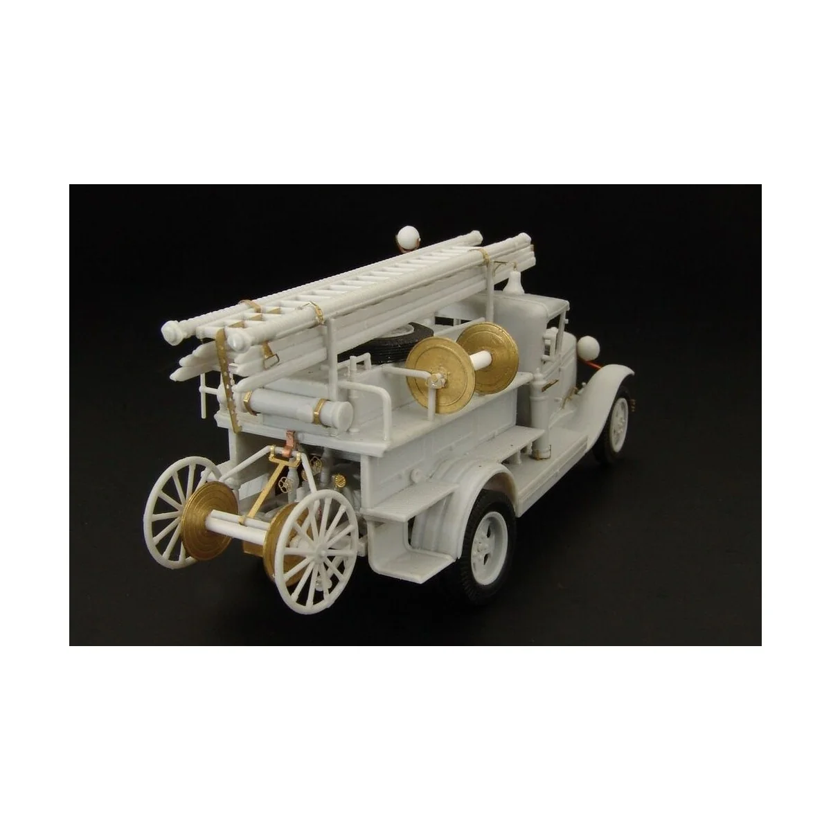 PMG-1 Fire engine (GAZ AA), 1/48 - Hauler HLX48318