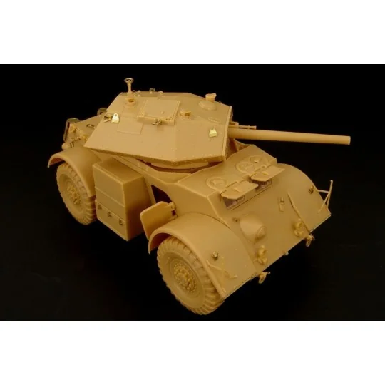 Staghound Mk III (BRONCO kit), 1/48 - Hauler HLX48319