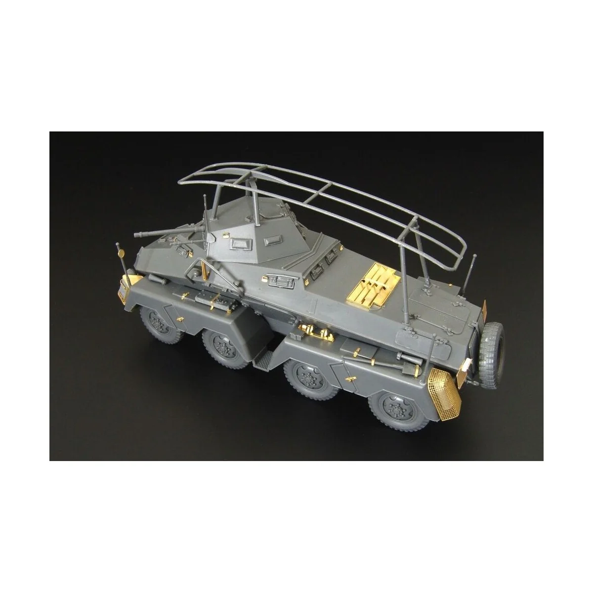 Sd Kfz 232 Ger Armored Car-basic (Tamiya), 1/48 - Hauler HLX48336