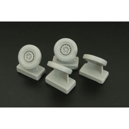 Wheels for GAZ family (ACE), 1/48 - Hauler HLX48356